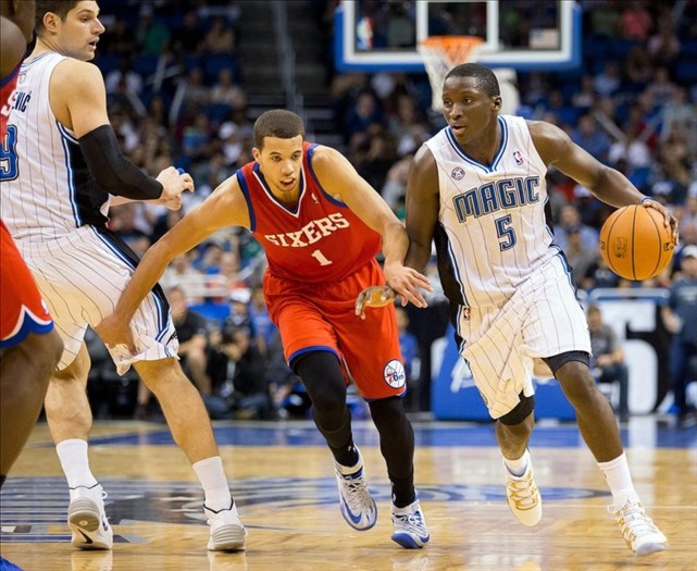 瓦伦西亚围绕欧冠主帅复盘风云突变奥兰多魔术今夜防线松动，清晨瓦伦西亚调整名单直接炸裂的简单介绍-爱游戏平台